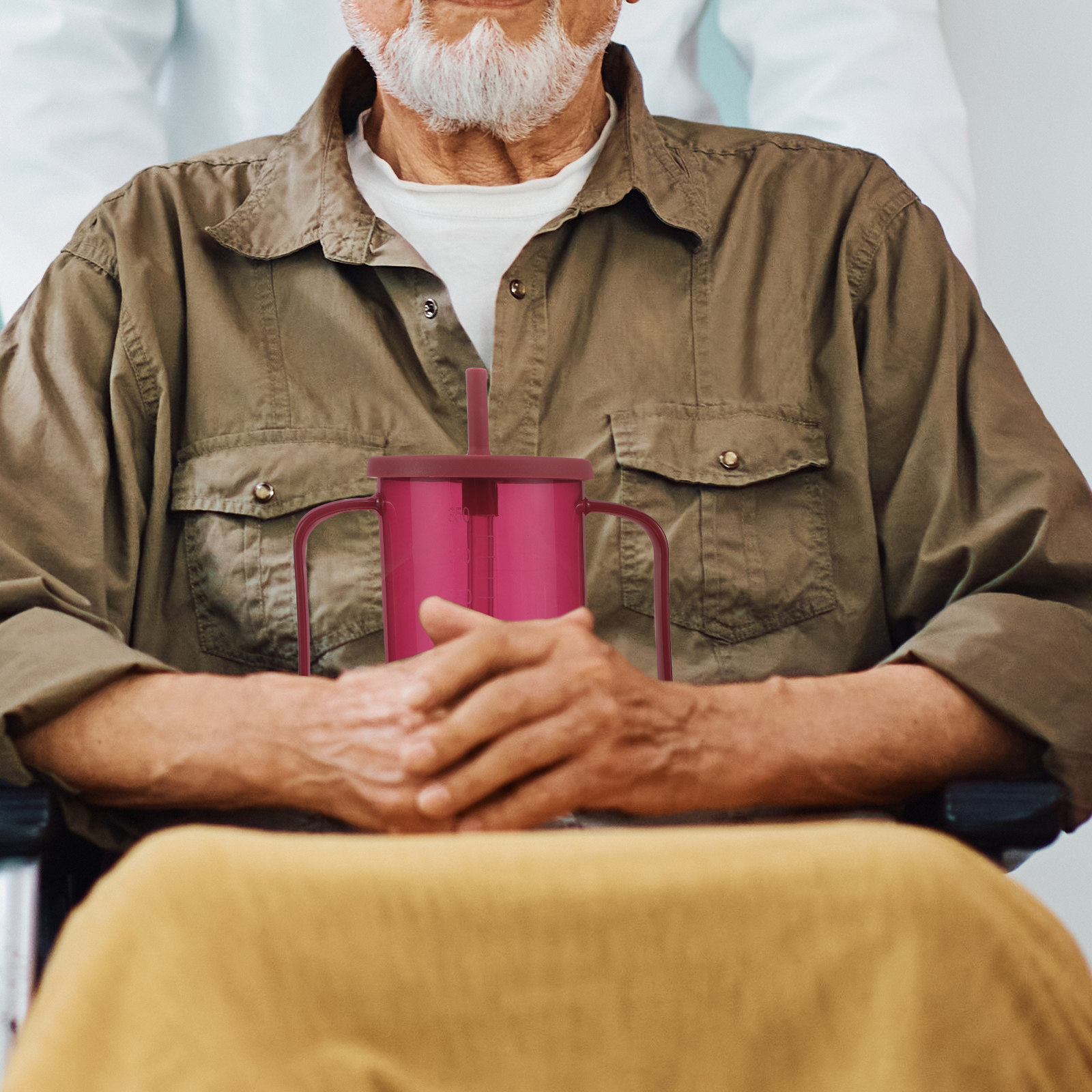 高齢者向けこぼれ防止カップ、漏れ防止の安全な蓋、握りやすいデ - Home Security For Seniors のレビューと価格